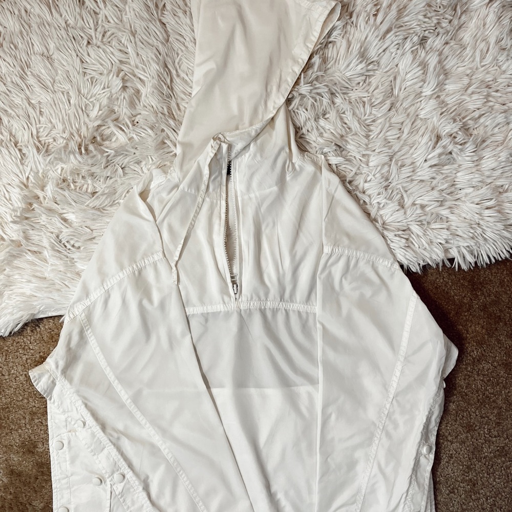 Express White Jacket Hoodie with Pockets